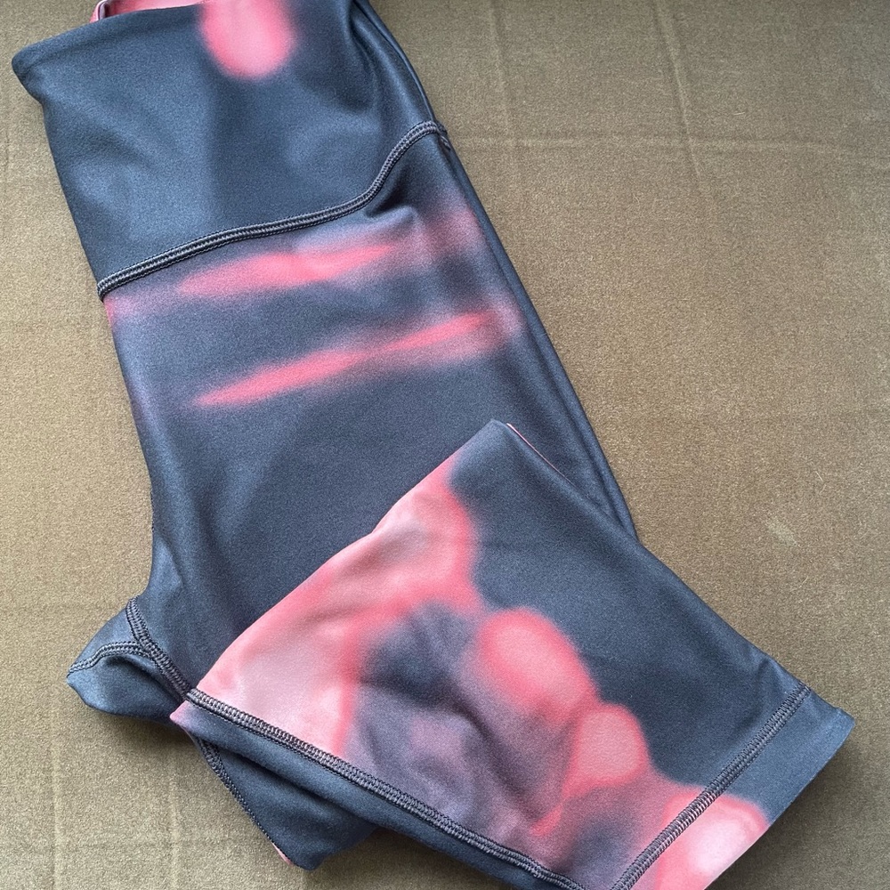 Peloton capris